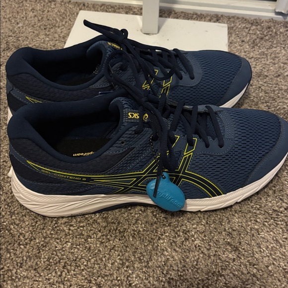 NWT ASICS Navy and Yellow Athletic Sneakers - Picture 3 of 9